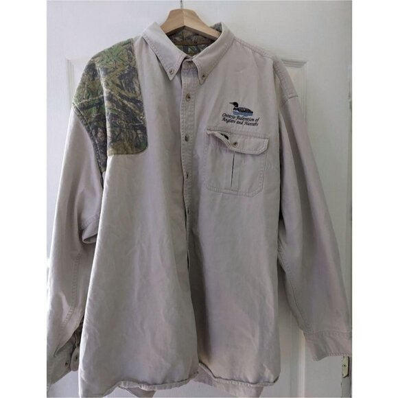 Mossy Oak | Long Sleeve Shooter Shirt with embroidery - Picture 1 of 10